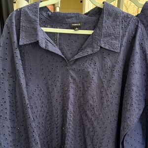 Belle isle Torrid navy blue eyelet button down shirt. Large arm holes. 6 x.
